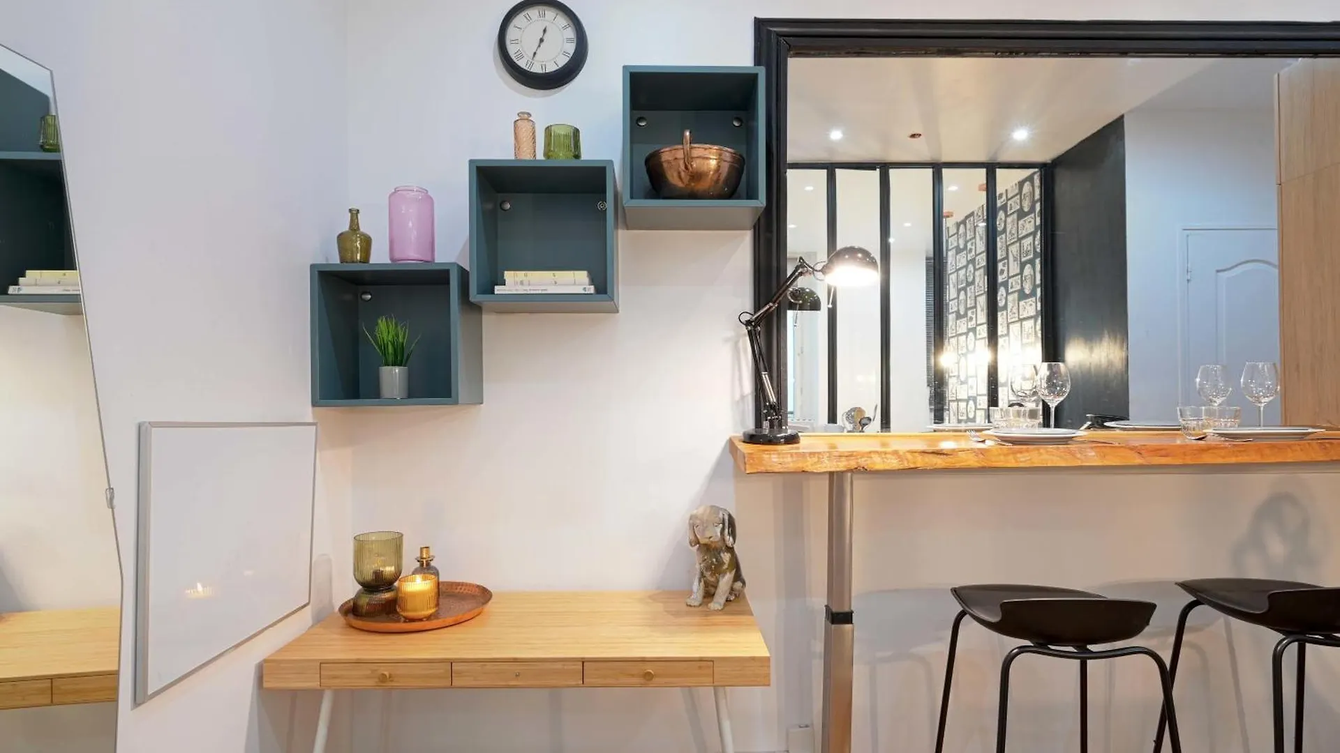 Fabulous Comfortable Studio With Updated Finishes And Design Next To Champ De Mars Apartment Paris France