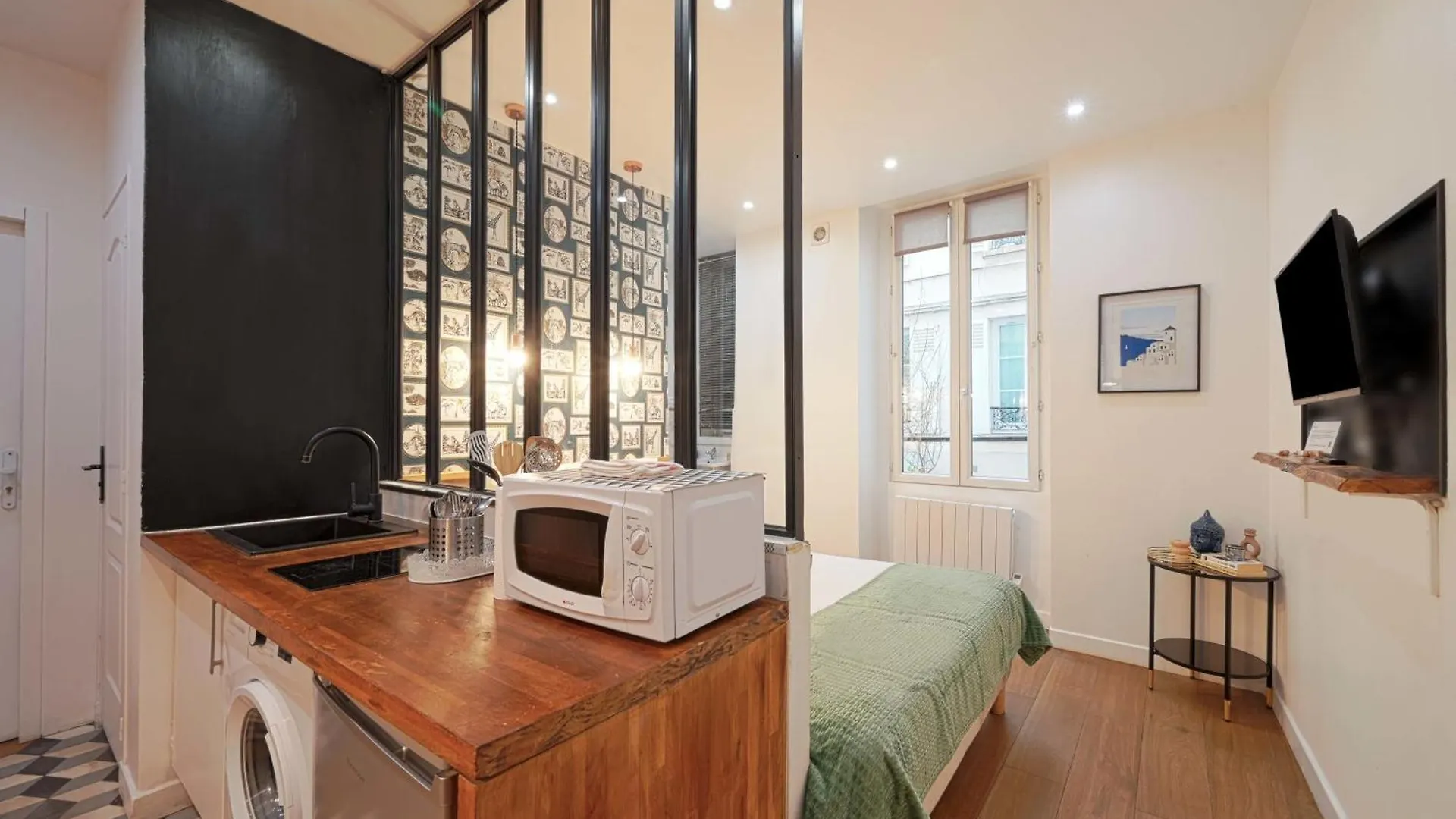 Fabulous Comfortable Studio With Updated Finishes And Design Next To Champ De Mars Apartment Paris 0*,